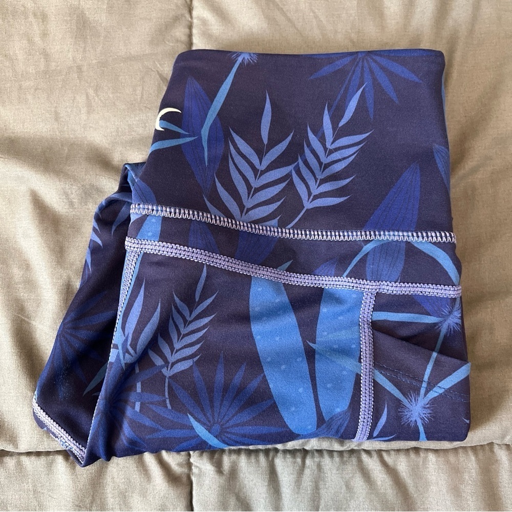 Zyia Tropical Print Blue Pocket Legging Size 4